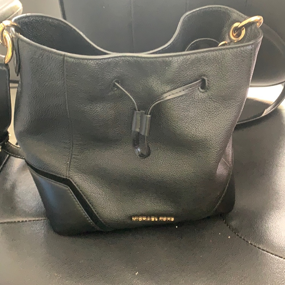 Black Michael Kors bag